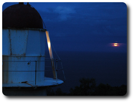 Moon-rise from Grassy Hill